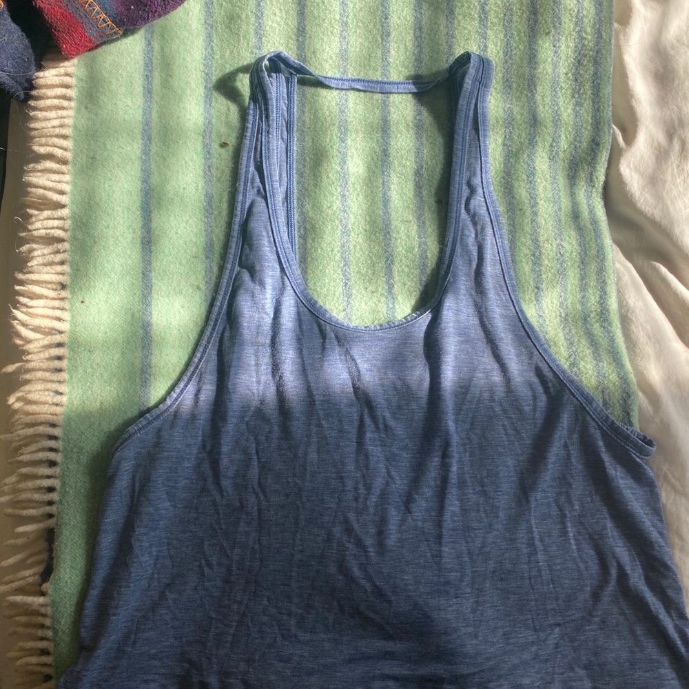 Lululemon workout tank